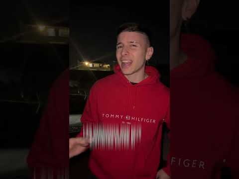 La Madre que golpea al bully MENOR del HIJO